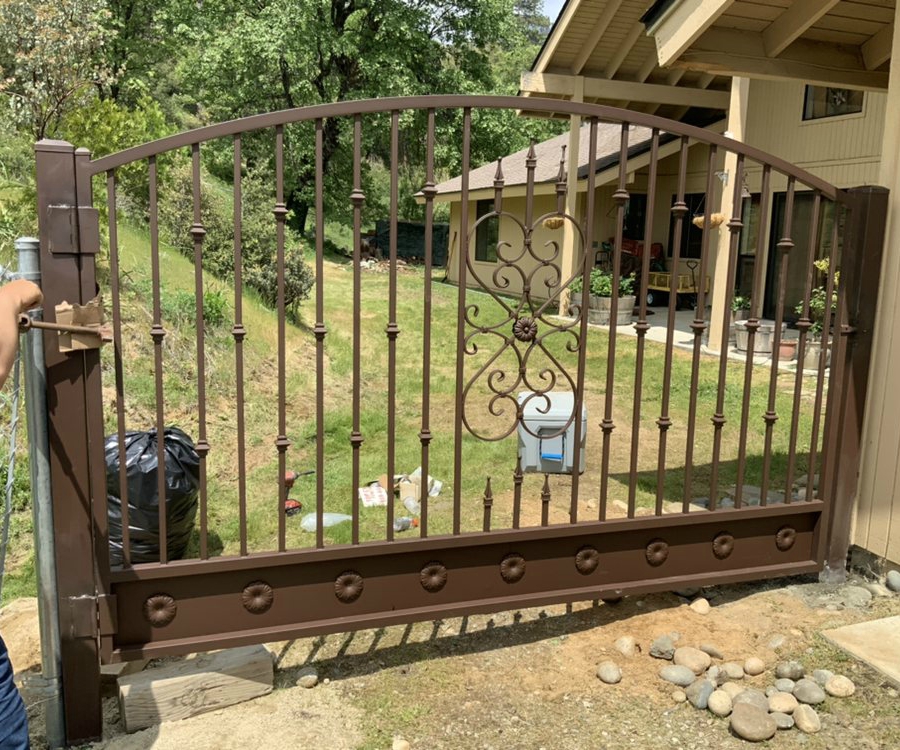 Field Fence In Fresno